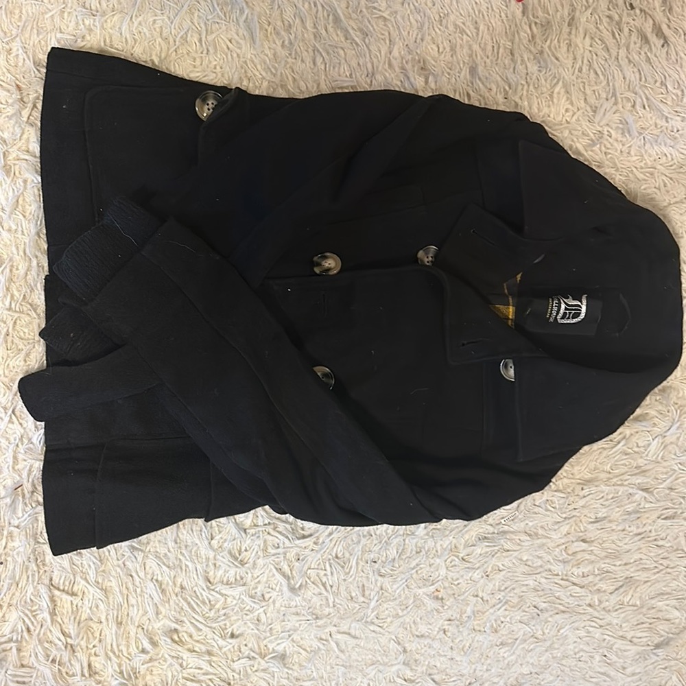 Woman’s DollHouse Outwear jacket.  Very warm, gently used.  Good condition. Med